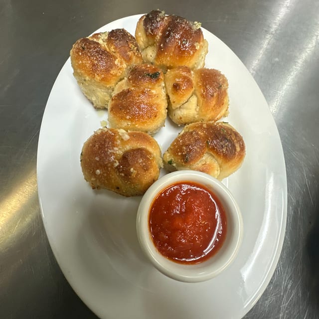 Garlic Knots.
